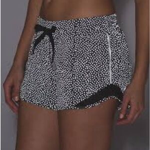 Rare Lululemon Hotty Hot reflective shorts
